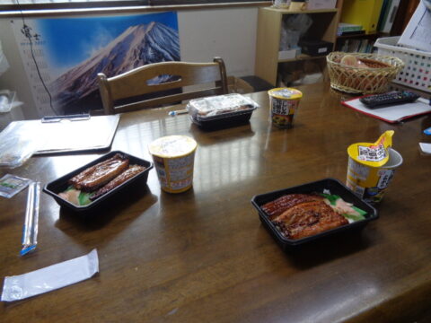 ☆昼食は鰻♪♪